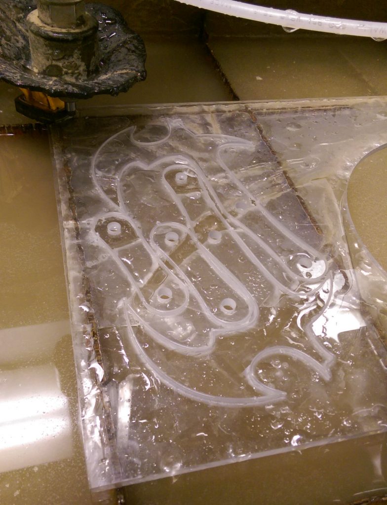 Cutting the polycarbonate